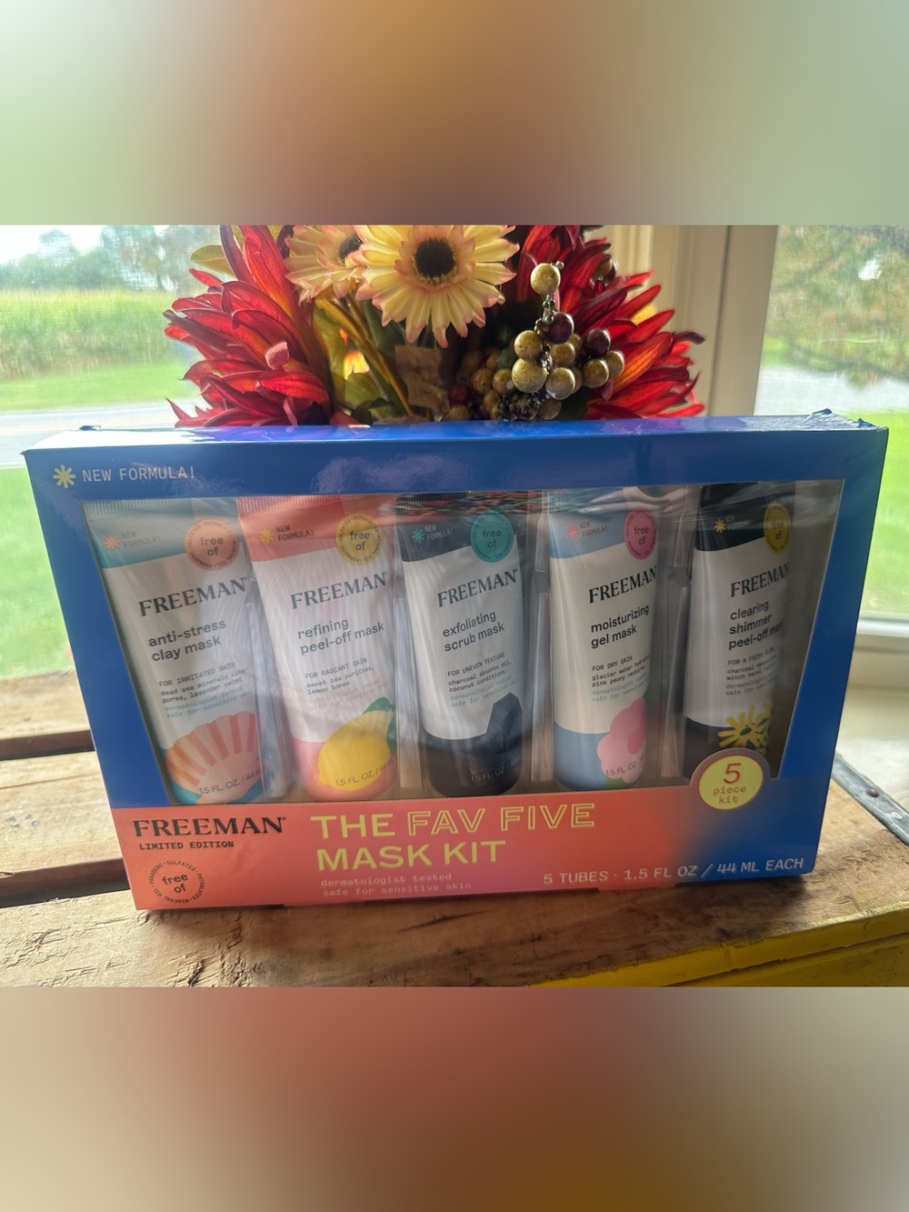 FREEMAN LIMITED EDITION THE FAV FIVE MASK KIT 5 PC. NEW